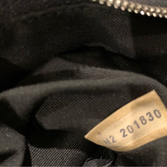 Black medium crocodile embossed dooney and bourke purse - Picture 6 of 7